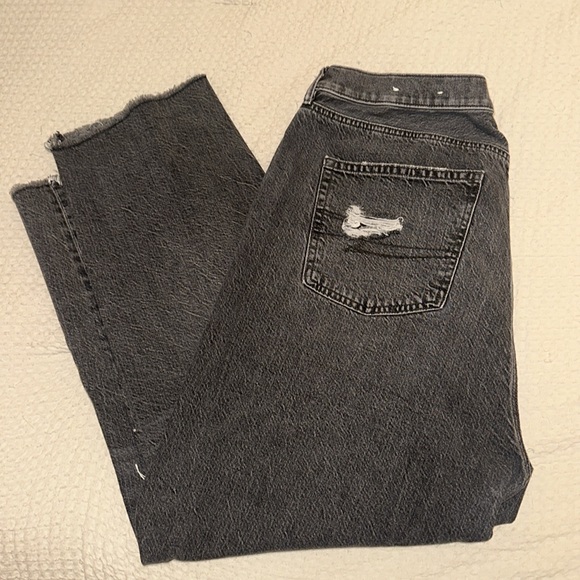 Highest Rise 90s Boyfriend Jeans - Picture 3 of 5